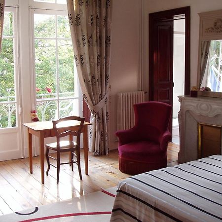 Hôtel Castel de la Pique Bagneres-de-Luchon Quarto foto